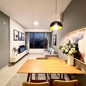 2brs View In The Heart Of Saigon - Free Infinity Pool Апартаменты